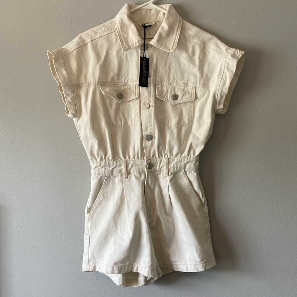 NWT cream Twill Button-Front Romper